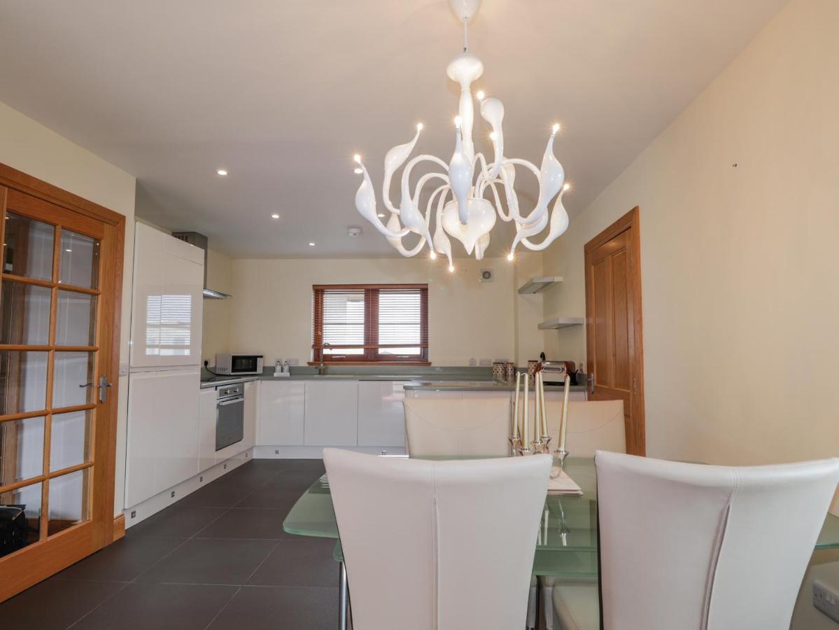 Lossiemouth Bay Cottage Экстерьер фото